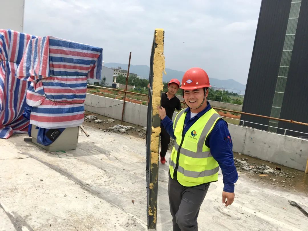 向優(yōu)秀看齊，與榜樣比肩 | 四月優(yōu)秀員工名單出爐